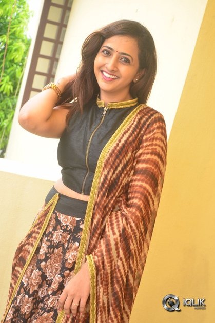 Anchor-Lasya-At-Raja-Meeru-Keka-Movie-Press-Meet